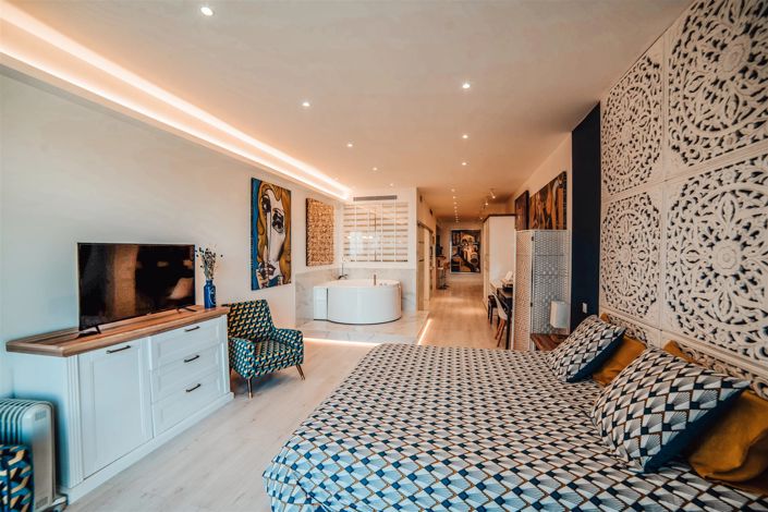 Image No.15-7 Bed House for sale
