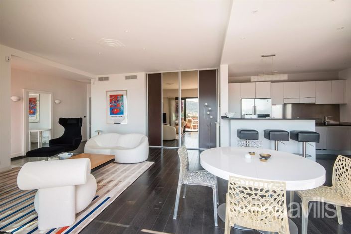 Image No.20-3 Bed House for sale