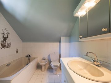aa1xh90b46x70k8011