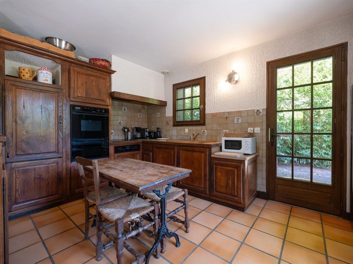 Image No.6-2 Bed House for sale