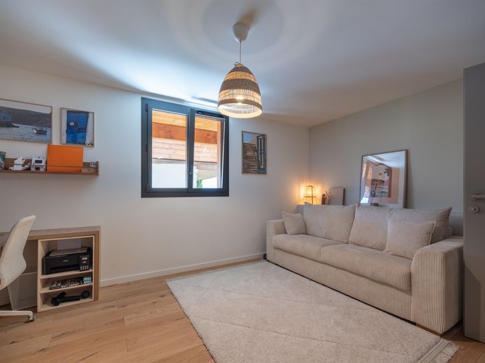 Image No.11-4 Bed Apartment for sale