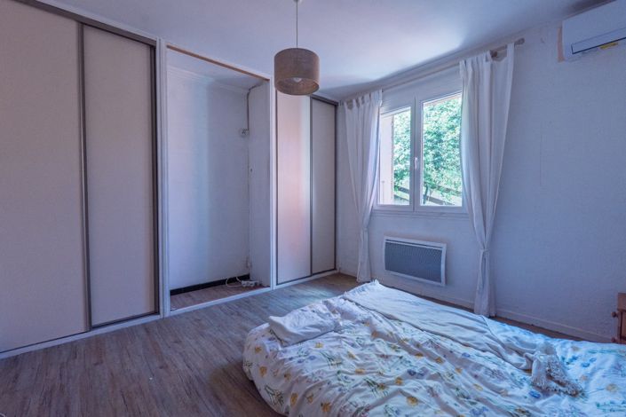 Image No.10-4 Bed House for sale