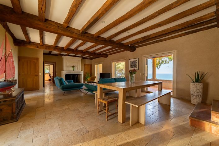Image No.5-5 Bed House for sale