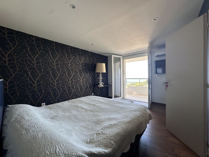 Image No.11-4 Bed House for sale