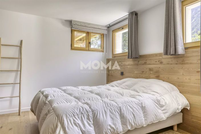 Image No.16-4 Bed House for sale