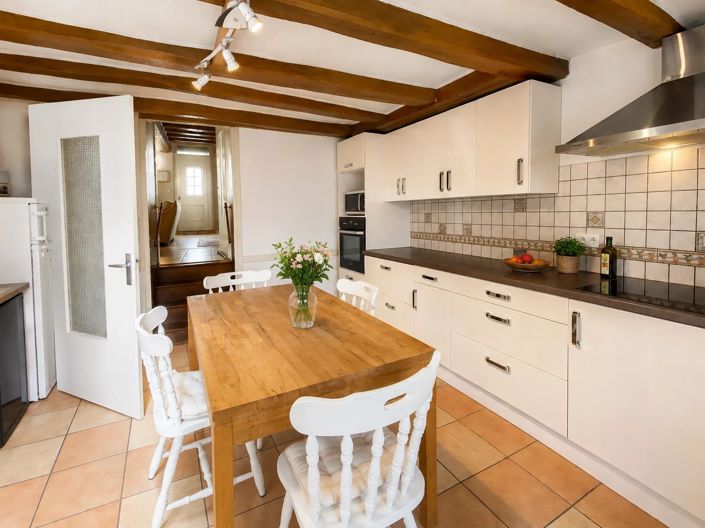 Image No.4-2 Bed House for sale