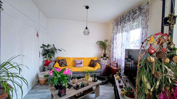 Image No.2-2 Bed House for sale