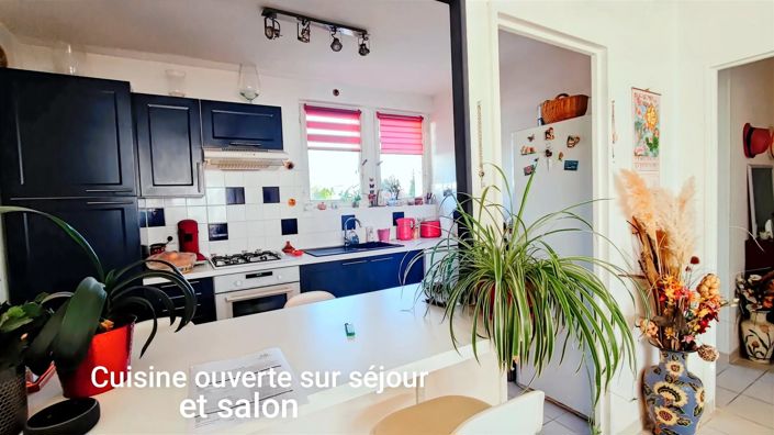 Image No.3-2 Bed House for sale