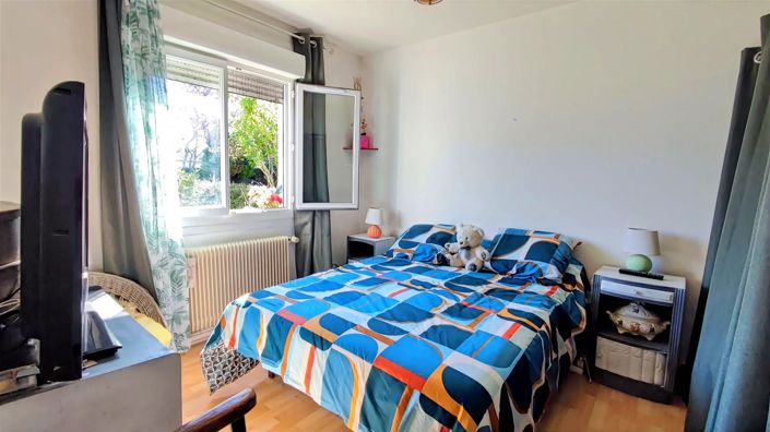 Image No.5-2 Bed House for sale