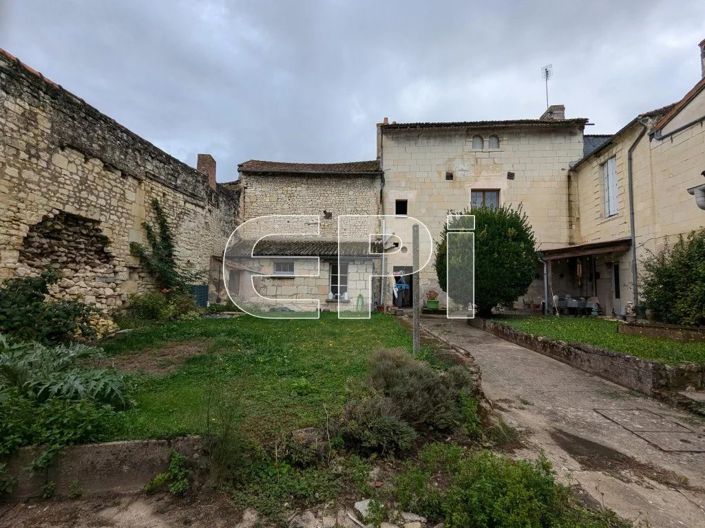 Image No.20-Propriété de 3 chambres à vendre à Loudun