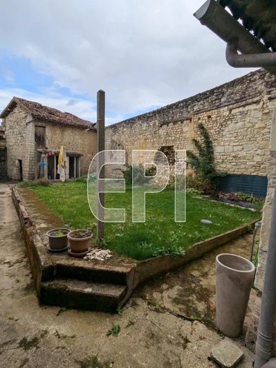 Image No.21-Propriété de 3 chambres à vendre à Loudun