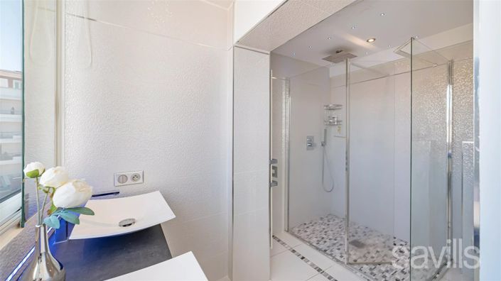 Image No.10-Appartement de 2 chambres à vendre à Cannes