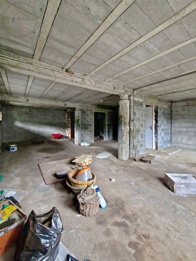 Image No.17-2 Bed House for sale