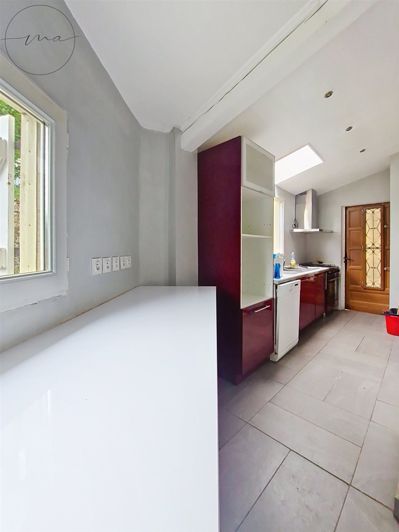 Image No.7-2 Bed House for sale