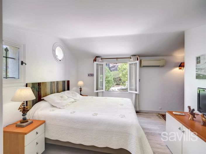 Image No.14-4 Bed House for sale