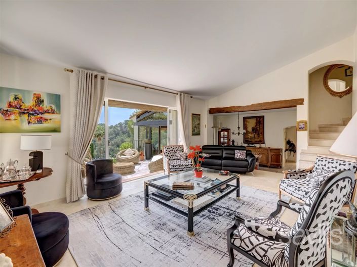 Image No.6-4 Bed House for sale