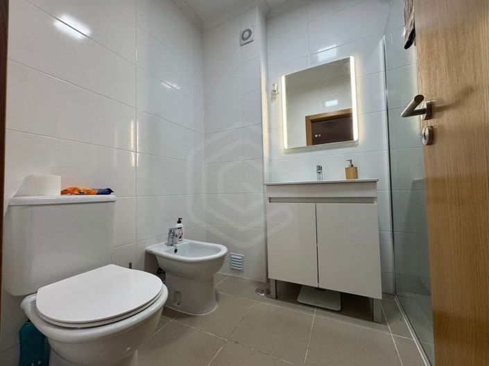 Image No.19-2 Bed Apartment for sale