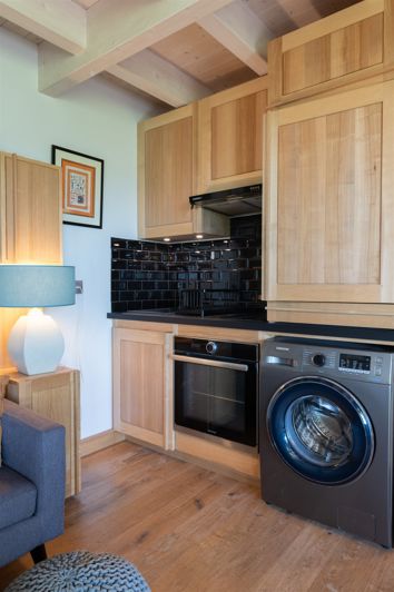 Image No.21-6 Bed House for sale