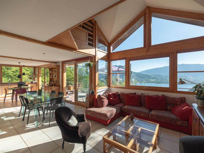 Image No.3-6 Bed House for sale