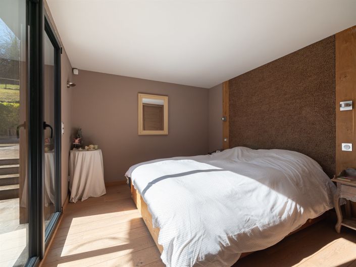Image No.8-4 Bed House for sale