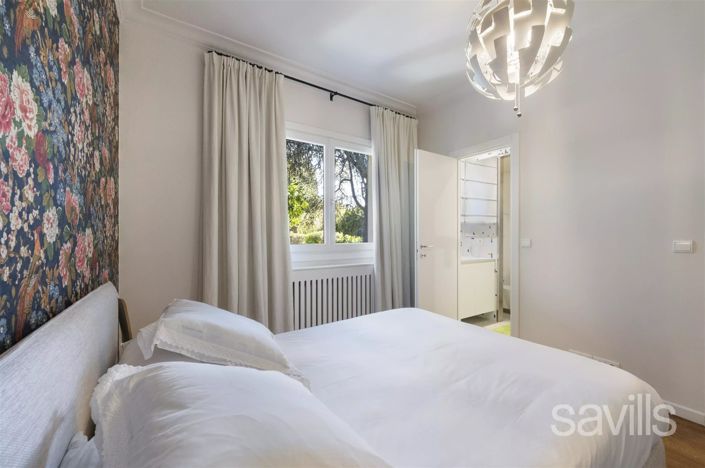 Image No.25-7 Bed House for sale