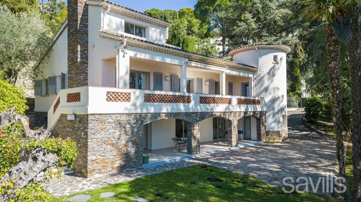 Image No.26-7 Bed House for sale