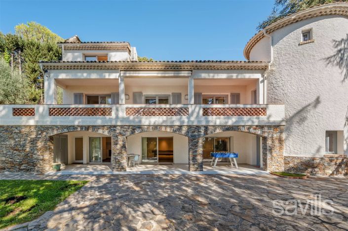 Image No.30-7 Bed House for sale