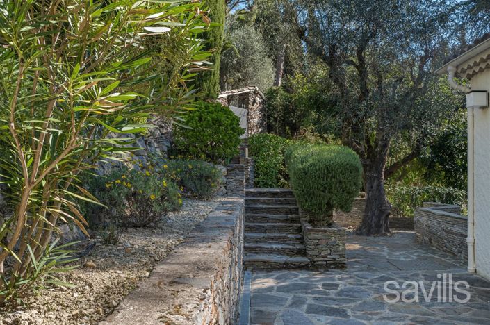 Image No.31-7 Bed House for sale