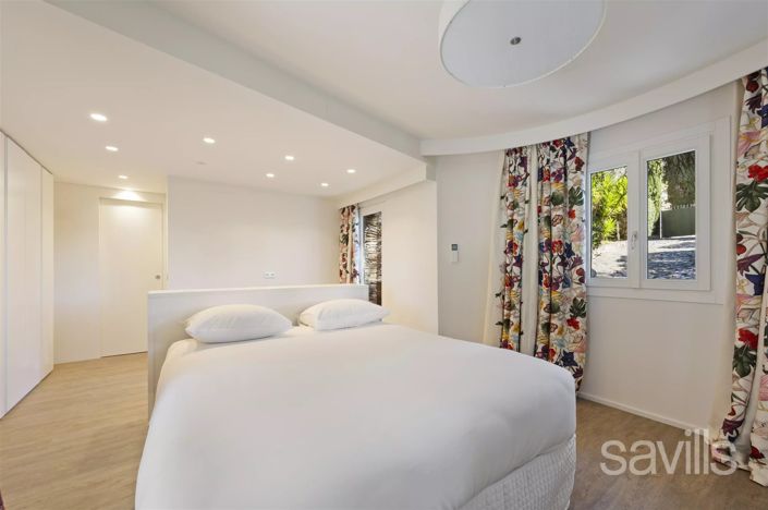Image No.37-7 Bed House for sale