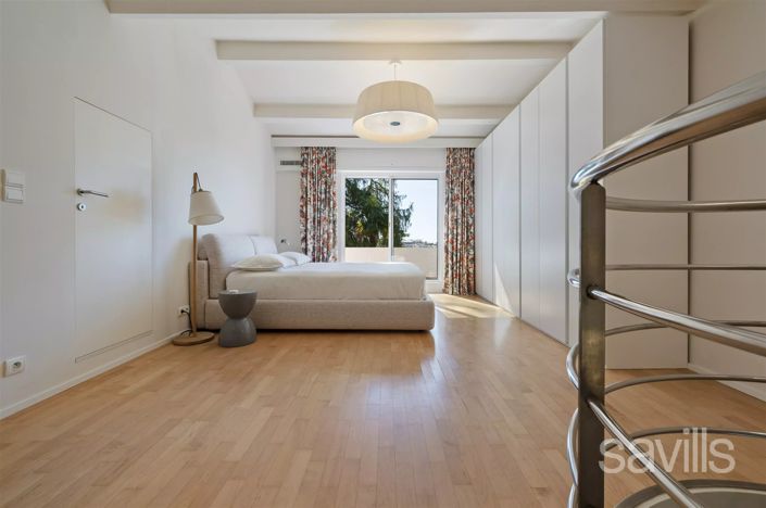 Image No.42-7 Bed House for sale