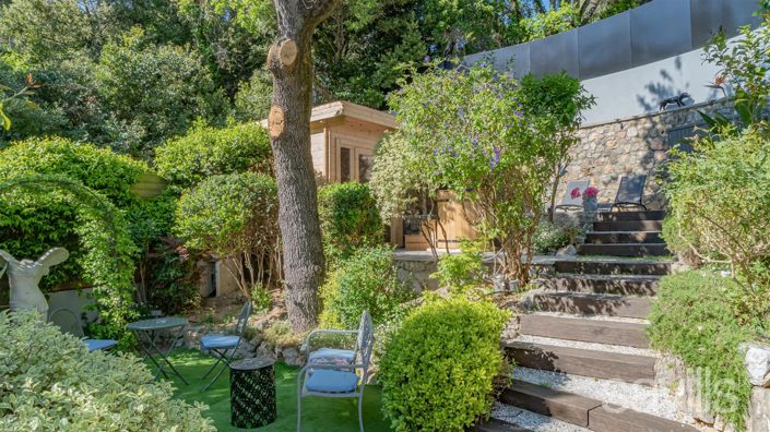 Image No.9-4 Bed House for sale