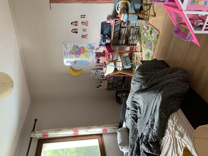 Image No.10-3 Bed House for sale