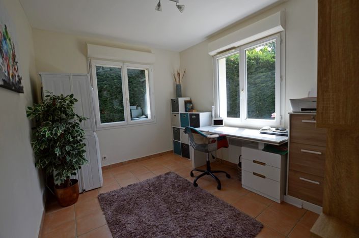 Image No.18-3 Bed House for sale