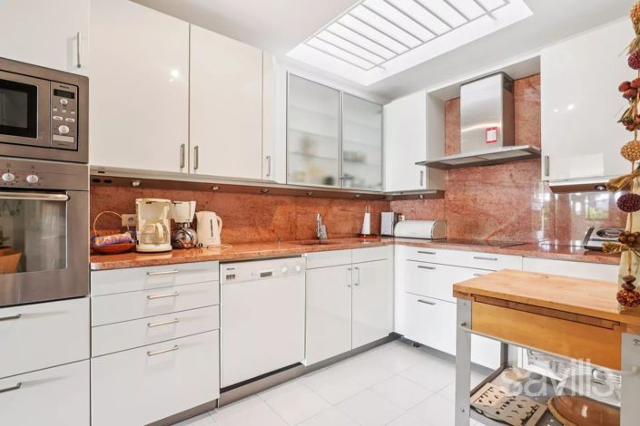 Image No.4-3 Bed Apartment for sale