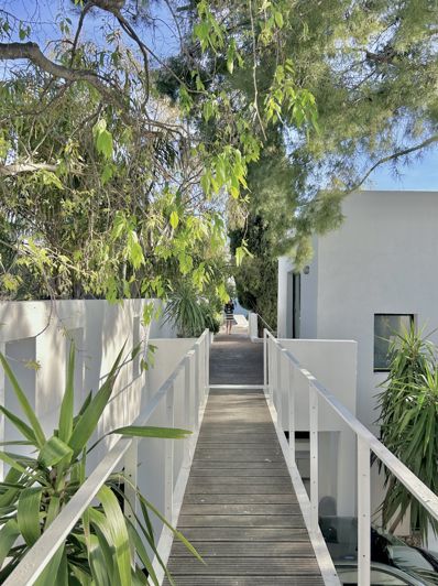 Image No.13-7 Bed House for sale