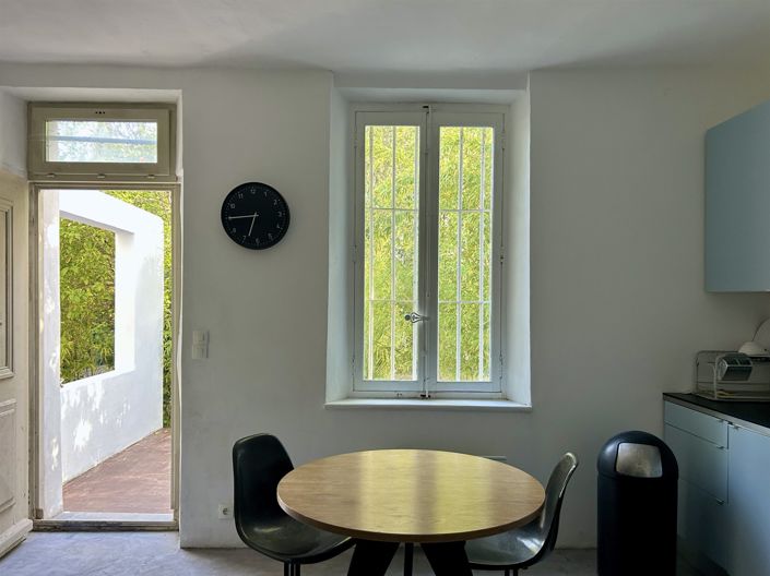 Image No.18-7 Bed House for sale