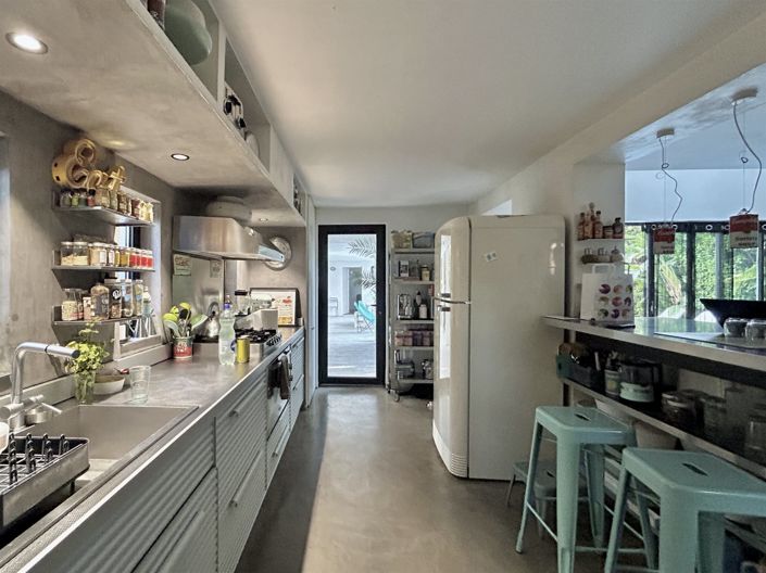 Image No.4-7 Bed House for sale
