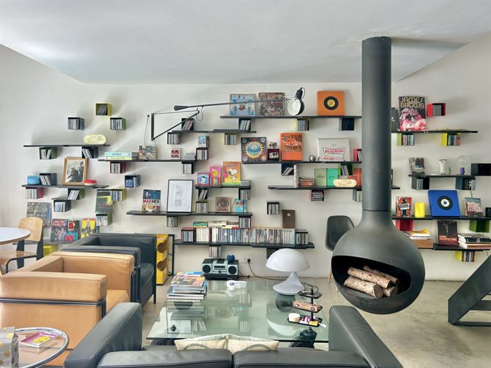 Image No.5-7 Bed House for sale