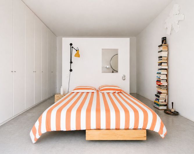 Image No.8-7 Bed House for sale