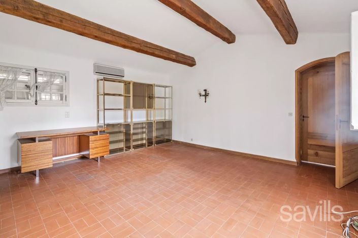 Image No.16-4 Bed House for sale