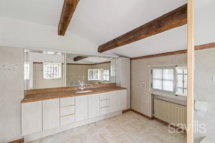Image No.21-4 Bed House for sale