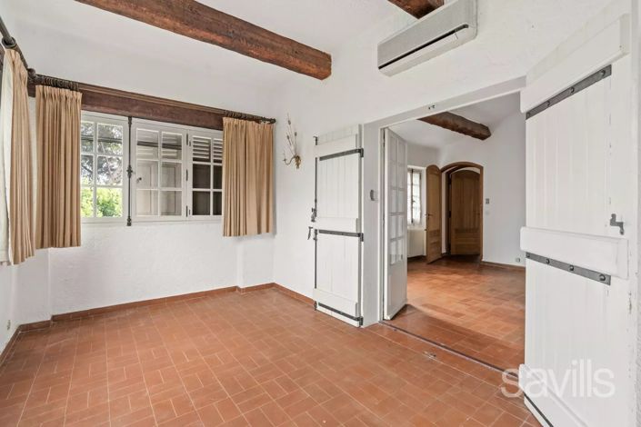 Image No.22-4 Bed House for sale