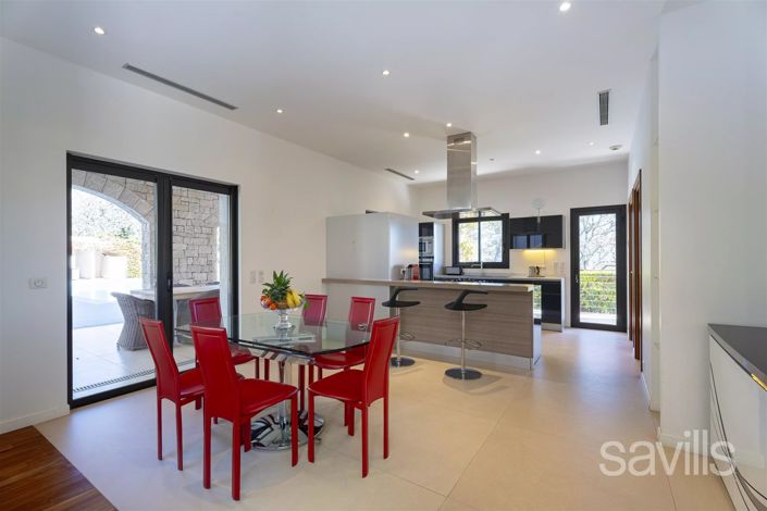 Image No.3-4 Bed House for sale