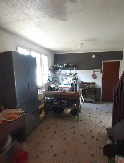 Image No.8-7 Bed House for sale