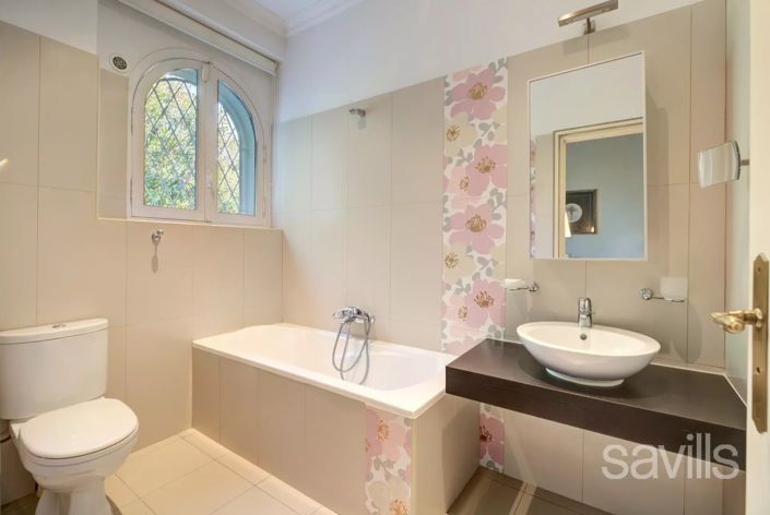 Image No.13-4 Bed House for sale