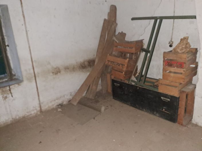 Image No.3-1 Bed House for sale