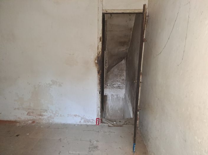 Image No.6-1 Bed House for sale