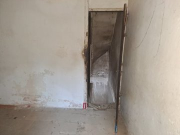 aiznhh1serjye6mu6
