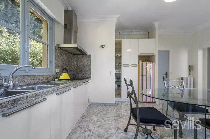 Image No.10-6 Bed House for sale