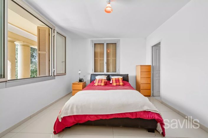 Image No.26-6 Bed House for sale